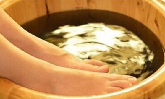 女人湿气种容易形成肥胖 排湿气注意饮食要多运动