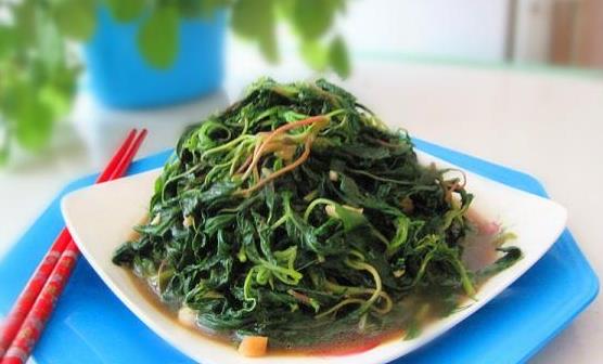 食用大蒜小常识 大蒜搭配养生功效更佳 